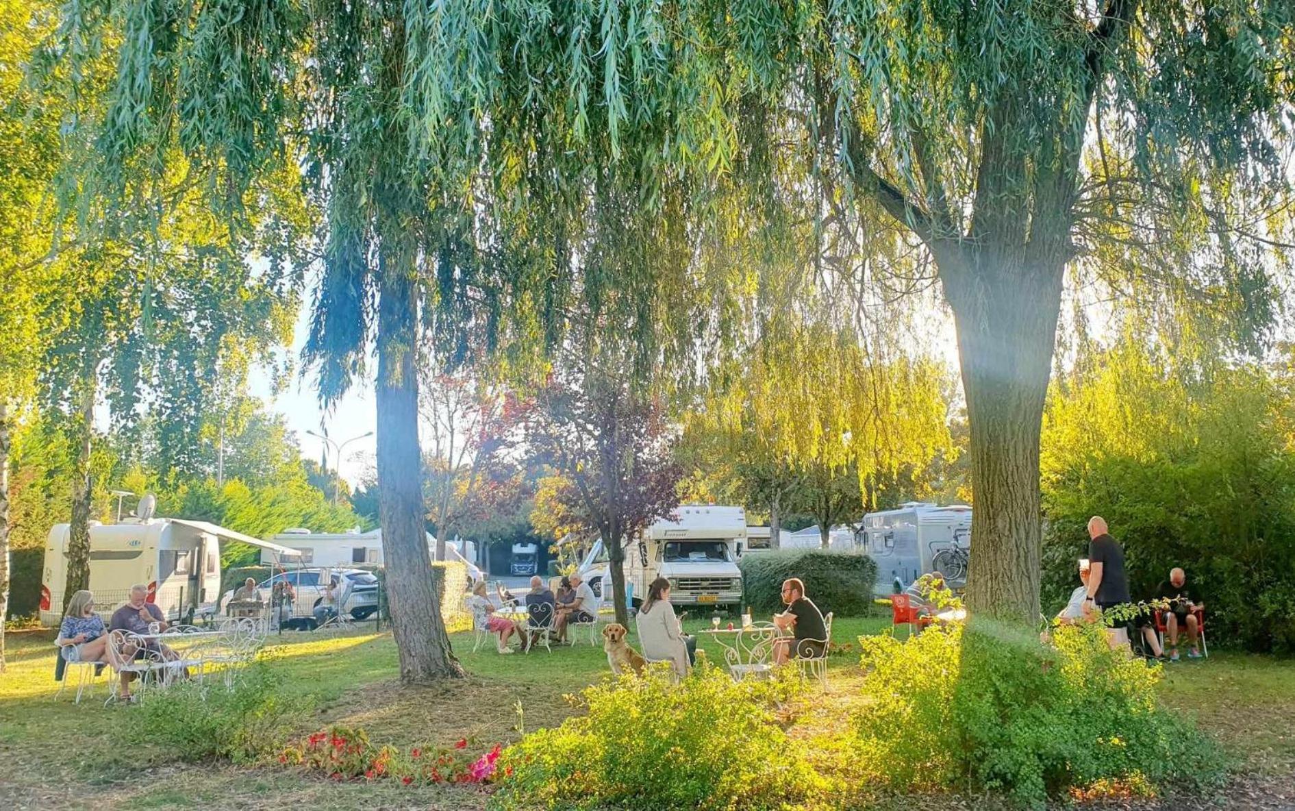 Camping De Châlons-en-Champagne Dış mekan fotoğraf